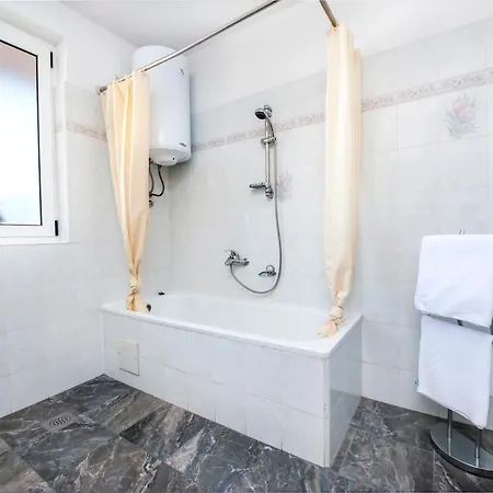 Zaneto Rovinjsko Selo